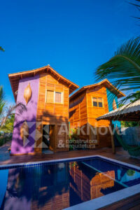 Sobrados em casa pre fabricada de madeira e alvenaria