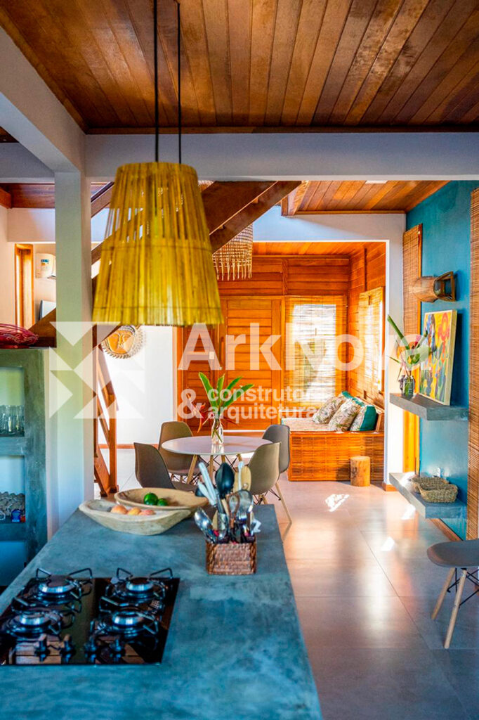 Sobrados em casa pre fabricada de madeira e alvenaria